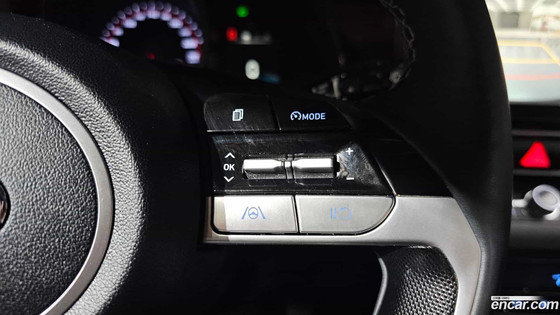 AVANTE Hyundai 2022.11-OPTION-022