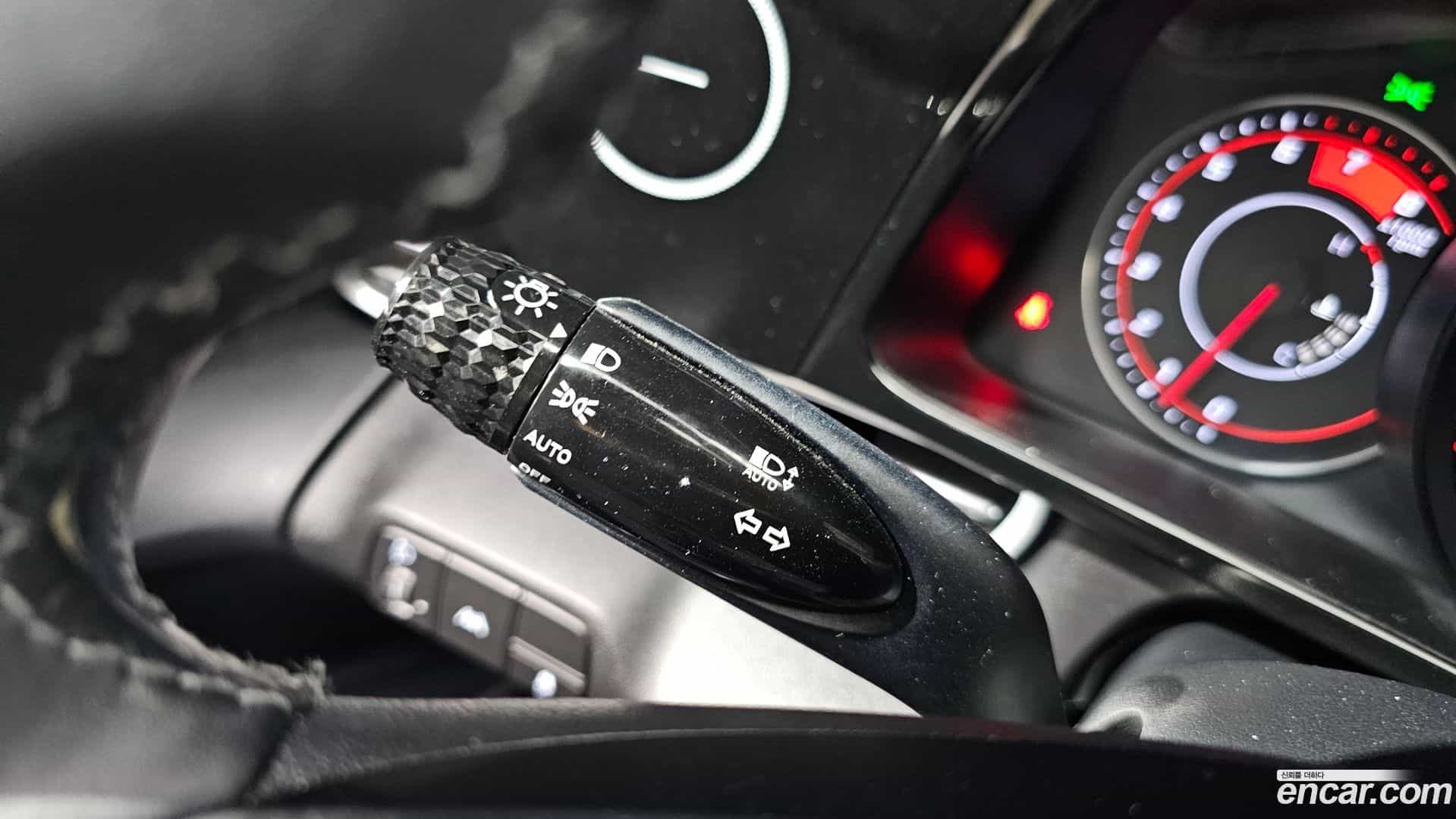 AVANTE Hyundai 2022.11-OPTION-041