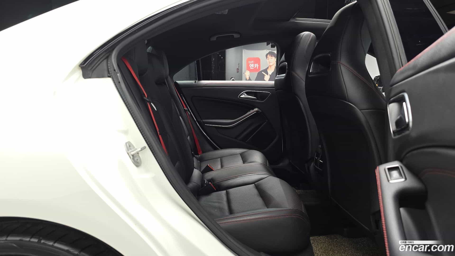CLA-Class Mercedes-Benz 2017.11-OPTION-016