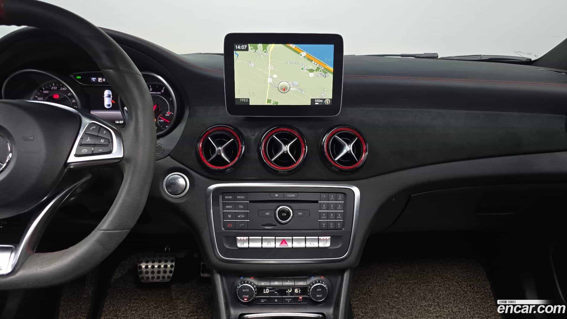 CLA-Class Mercedes-Benz 2017.11-OPTION-018