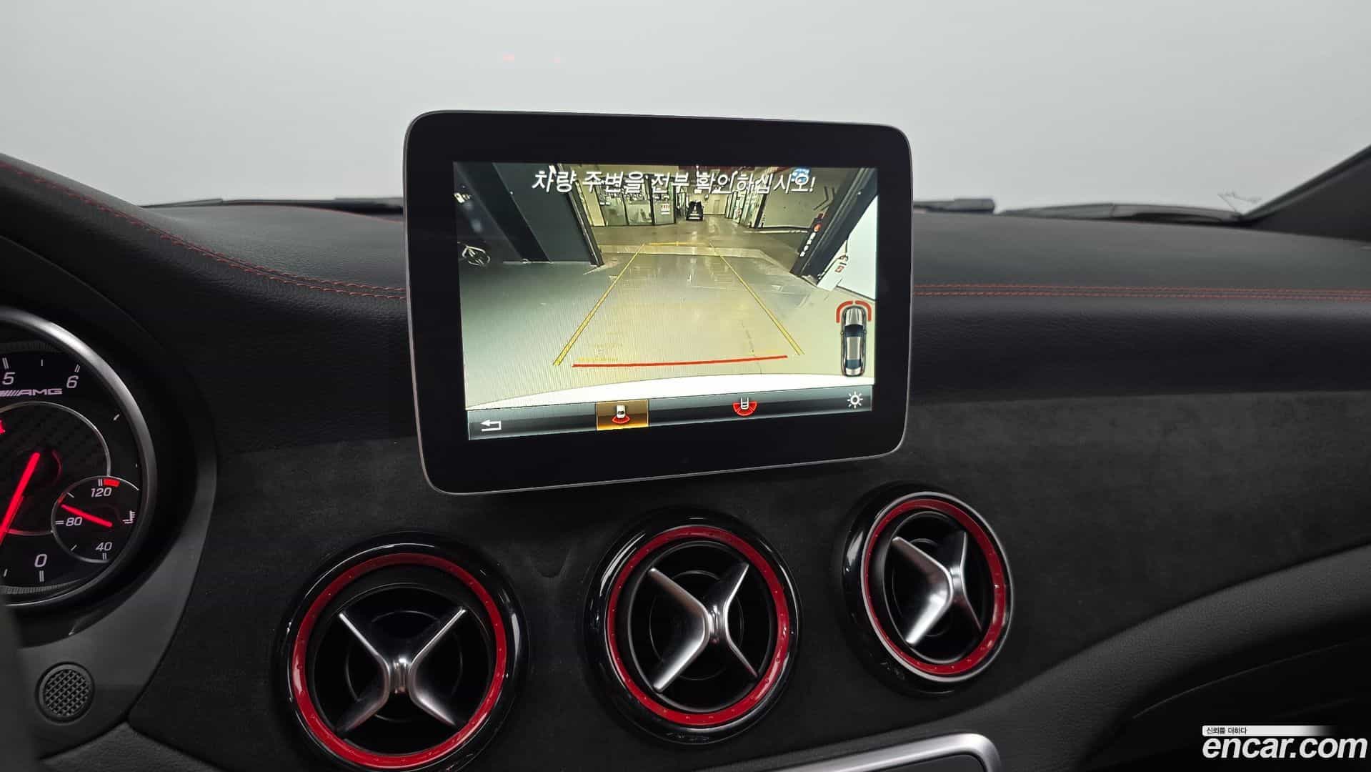 CLA-Class Mercedes-Benz 2017.11-OPTION-019
