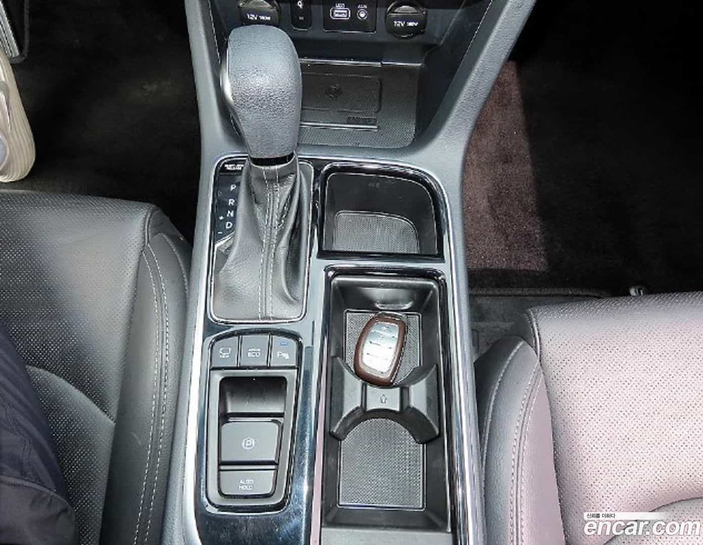 Sonata Hyundai 2018.7-INNER-009