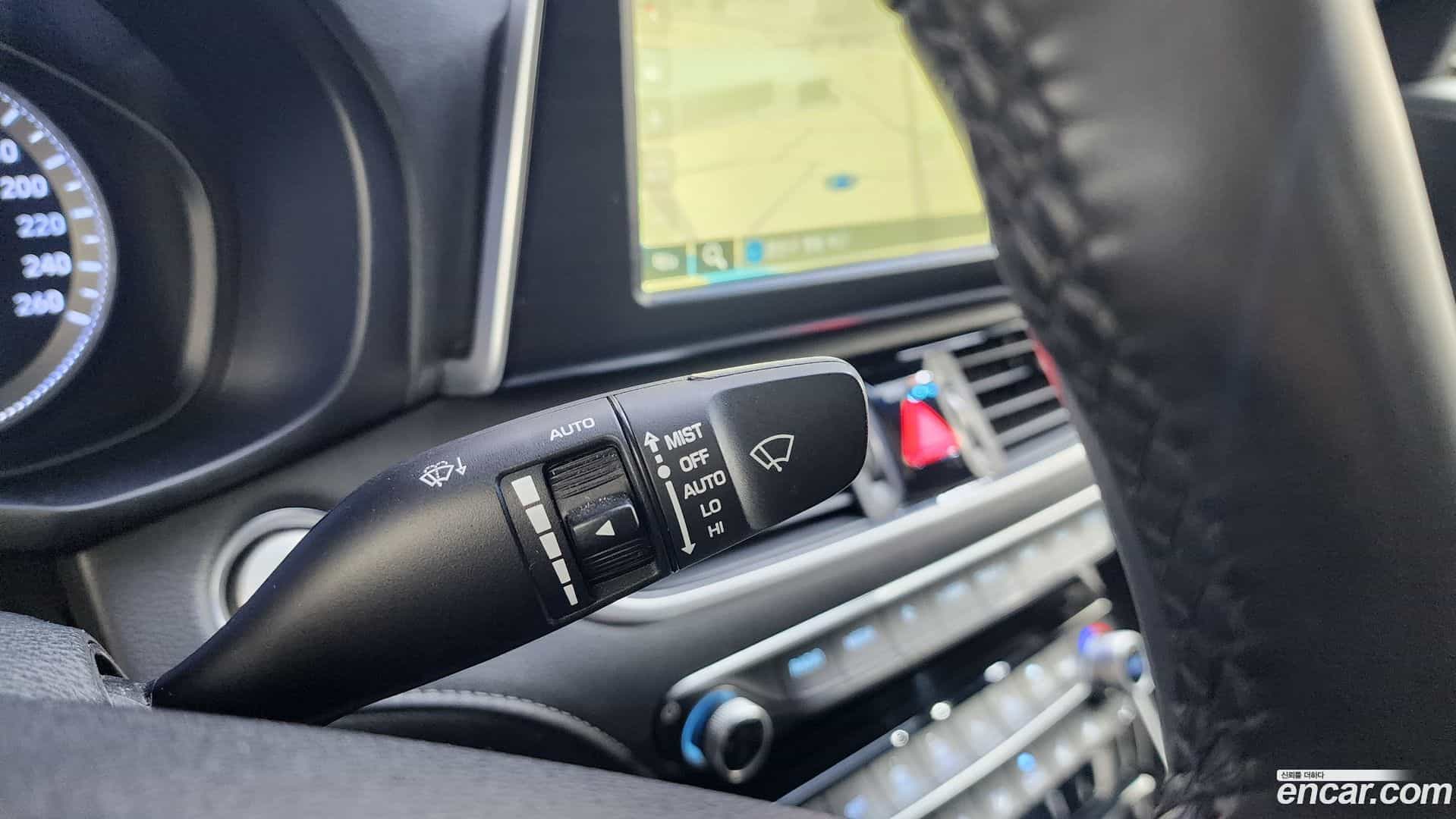 Grandeur Hyundai 2017.3-OPTION-042