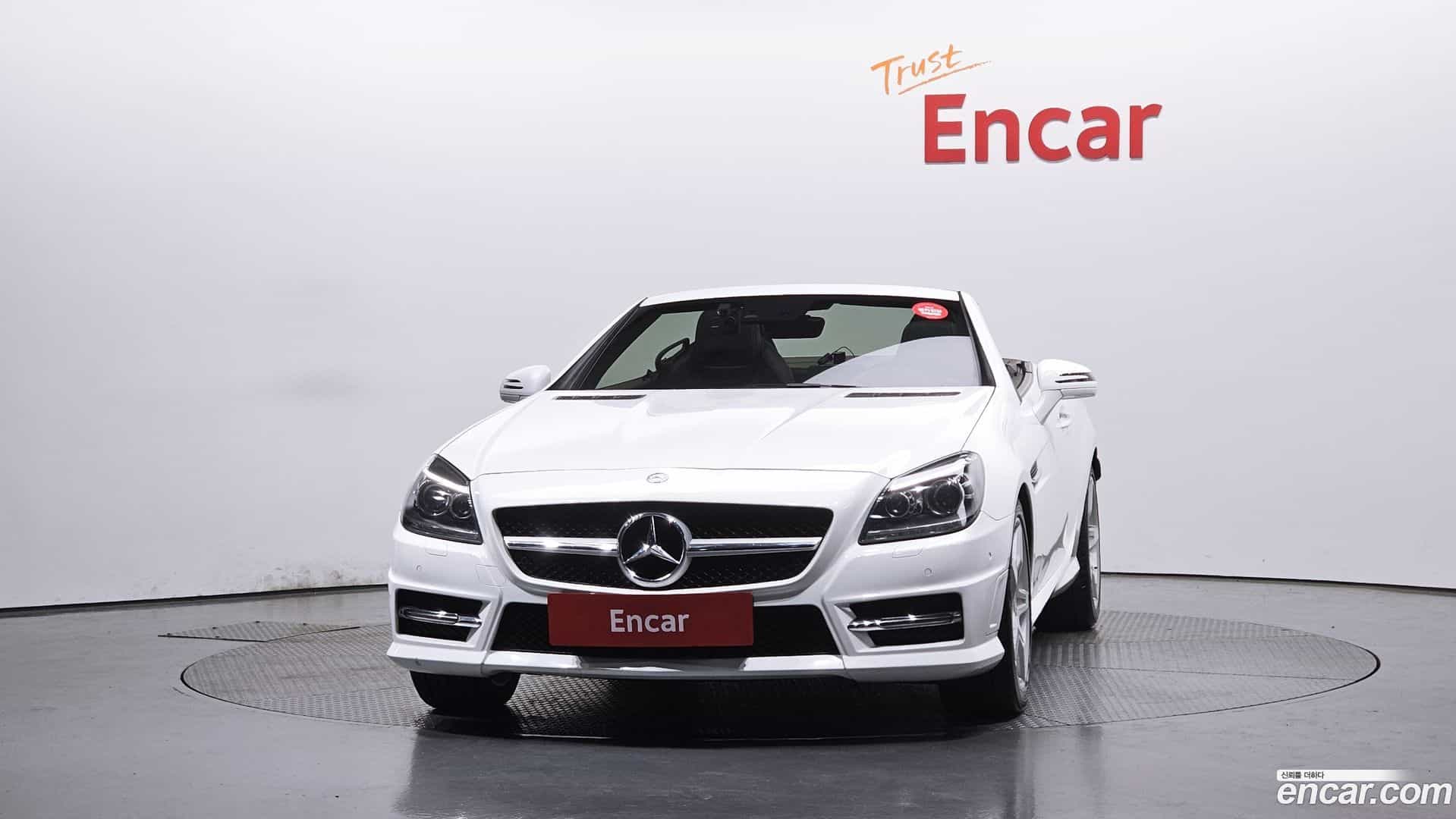 SLK-Class Mercedes-Benz 2016.4-OUTER-003