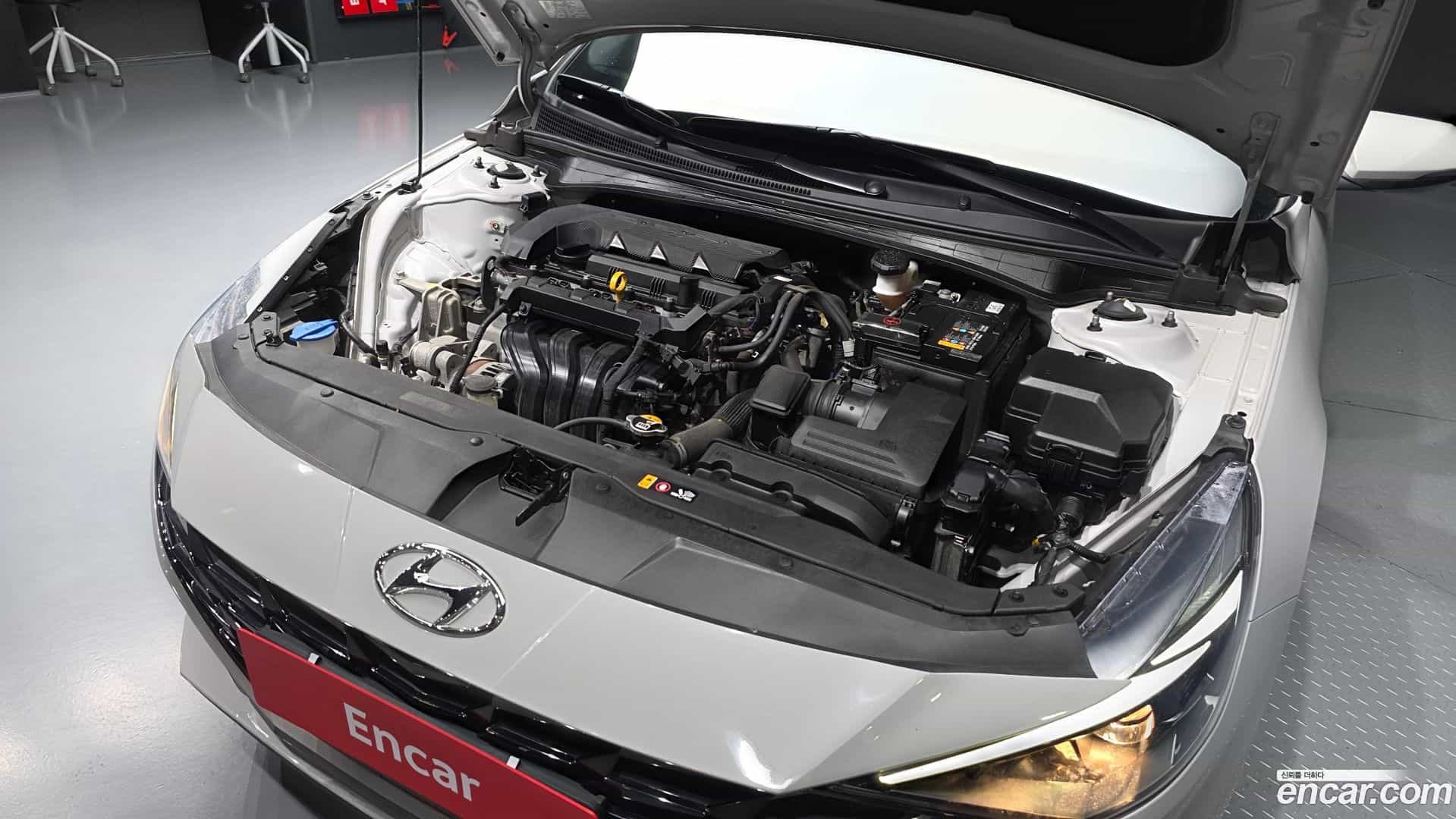 AVANTE Hyundai 2022.5-OUTER-006