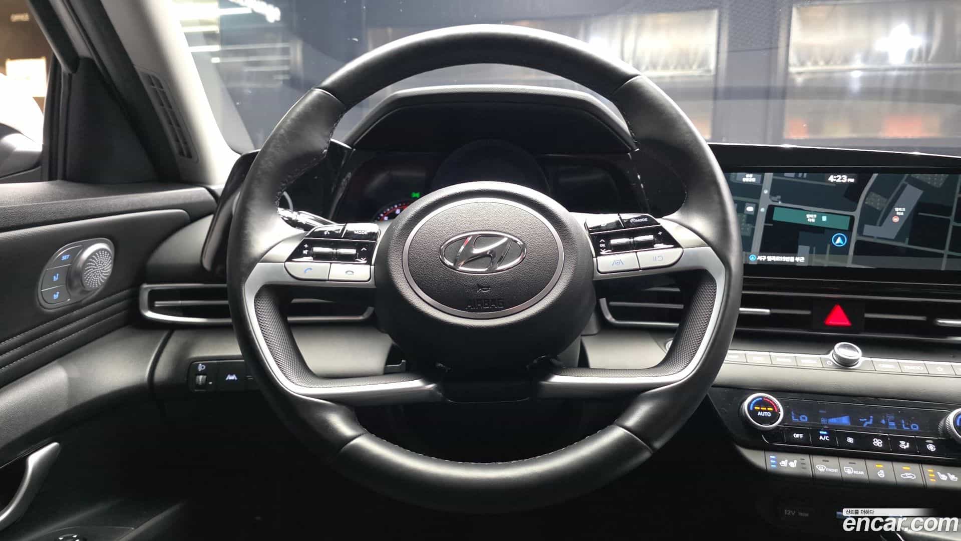 AVANTE Hyundai 2022.5-OPTION-017