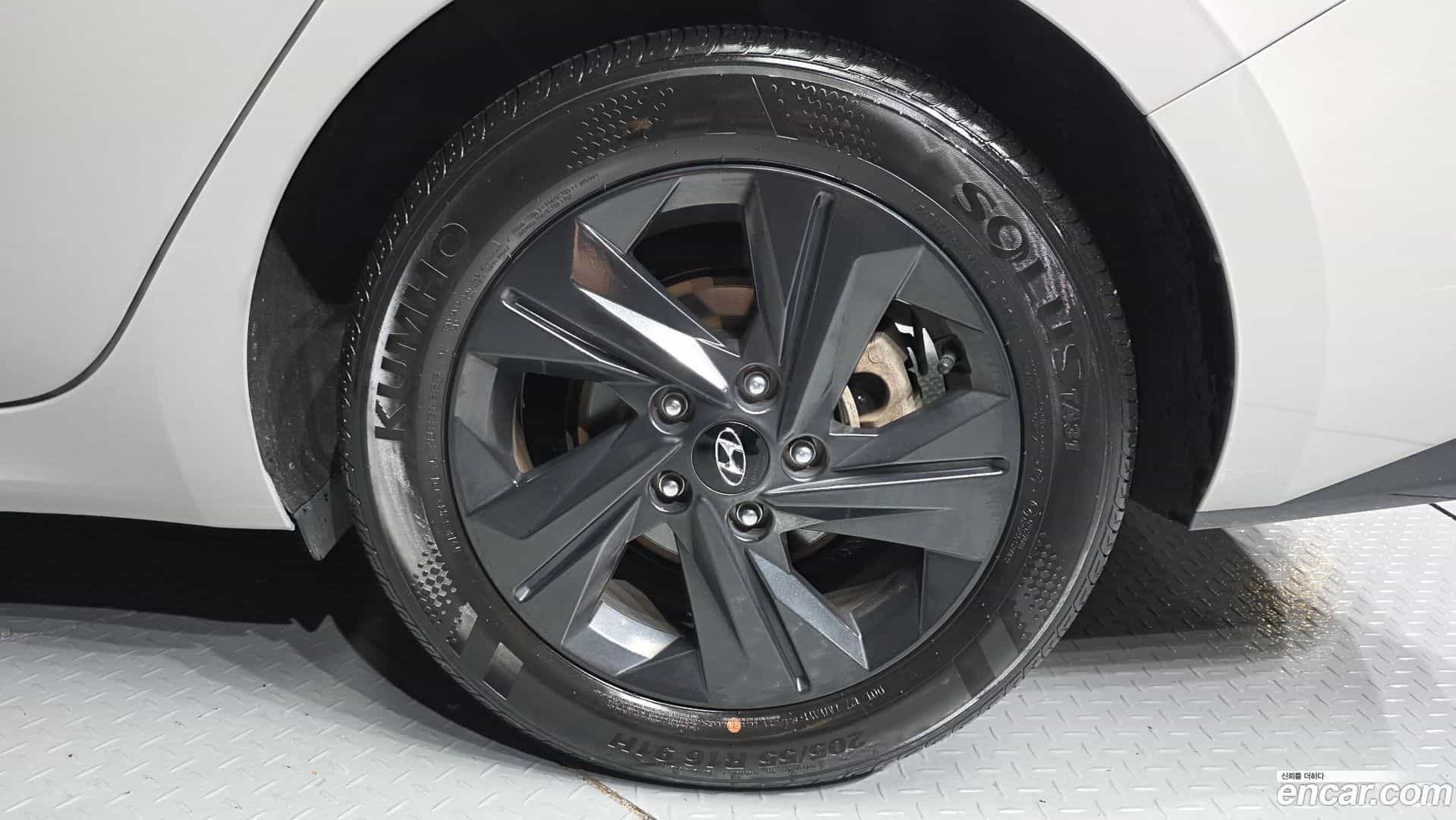 AVANTE Hyundai 2022.5-OUTER-031