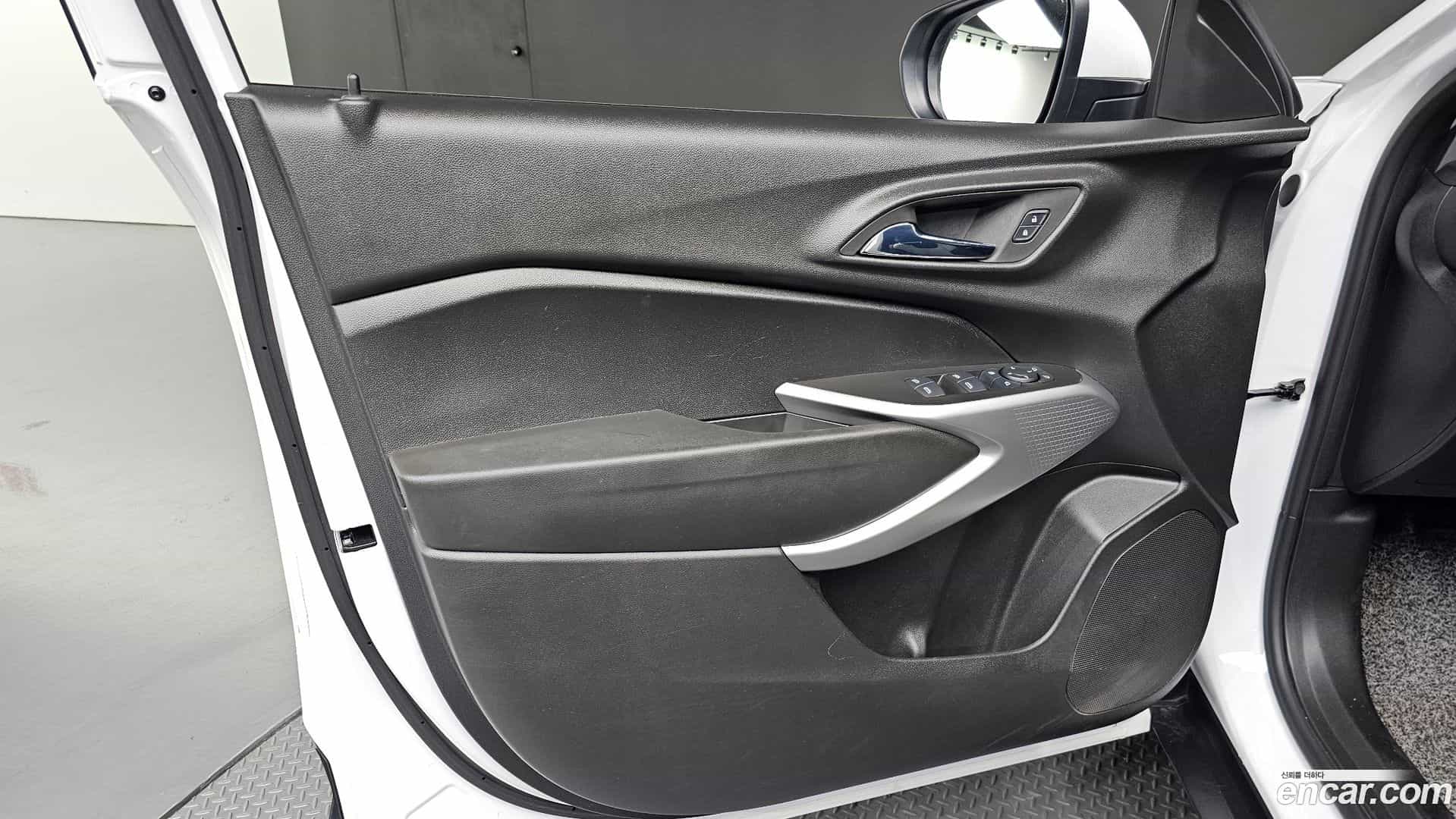 Trax Chevrolet 2023.4-INNER-034