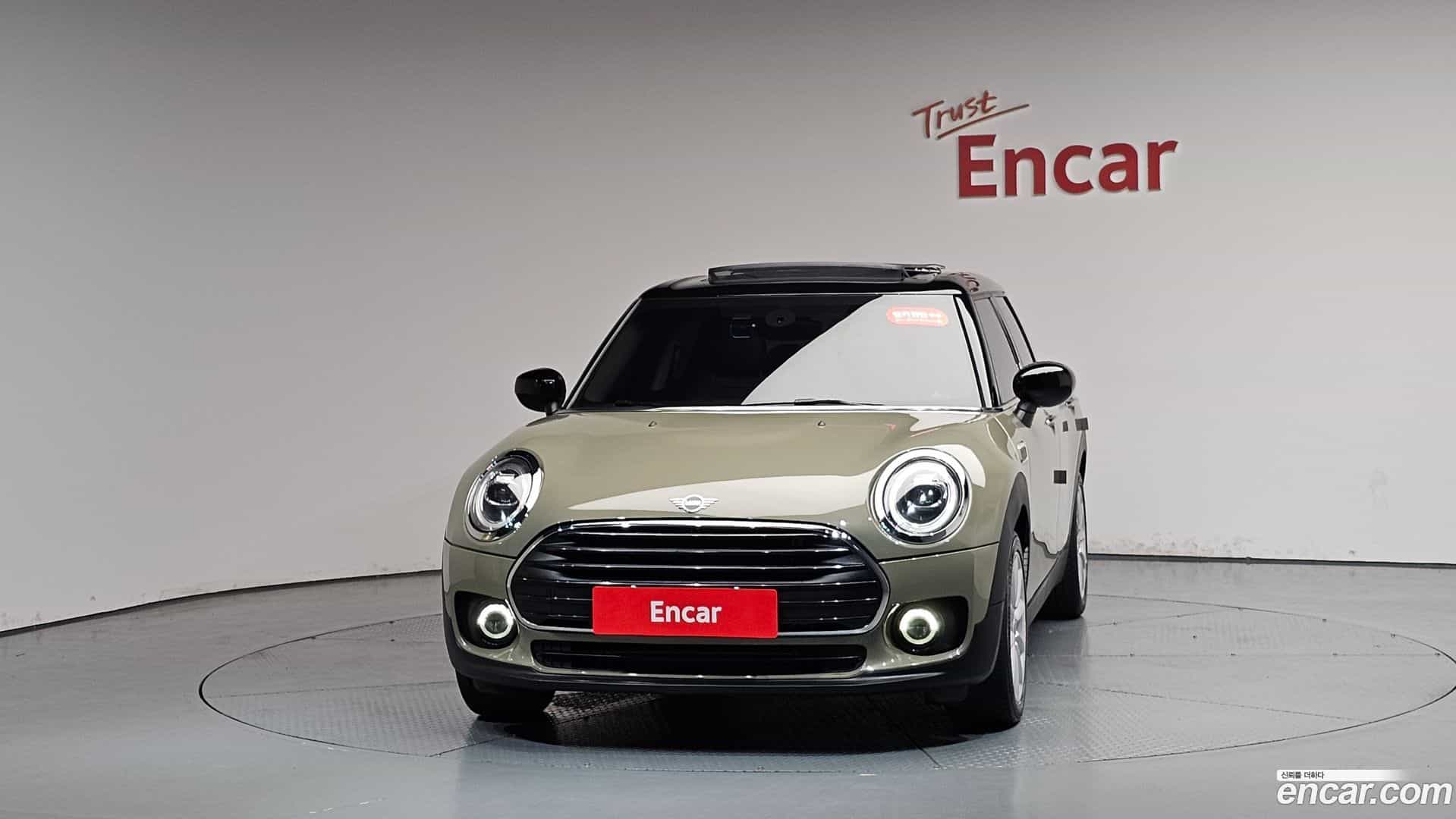 Clubman Mini 2020.10-OUTER-003