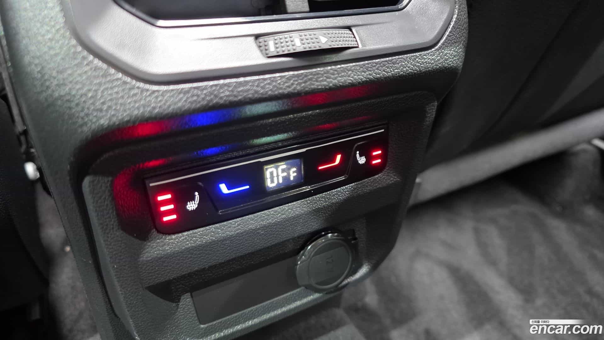 Tiguan Volkswagen 2022.9-OPTION-022
