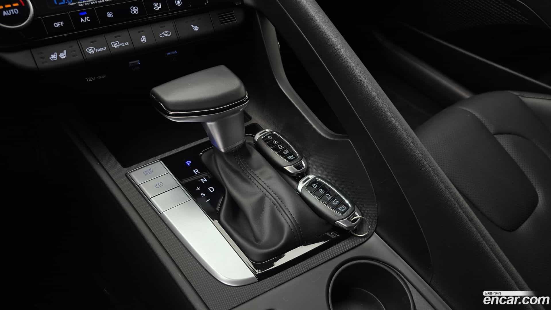 AVANTE Hyundai 2020.6-INNER-009