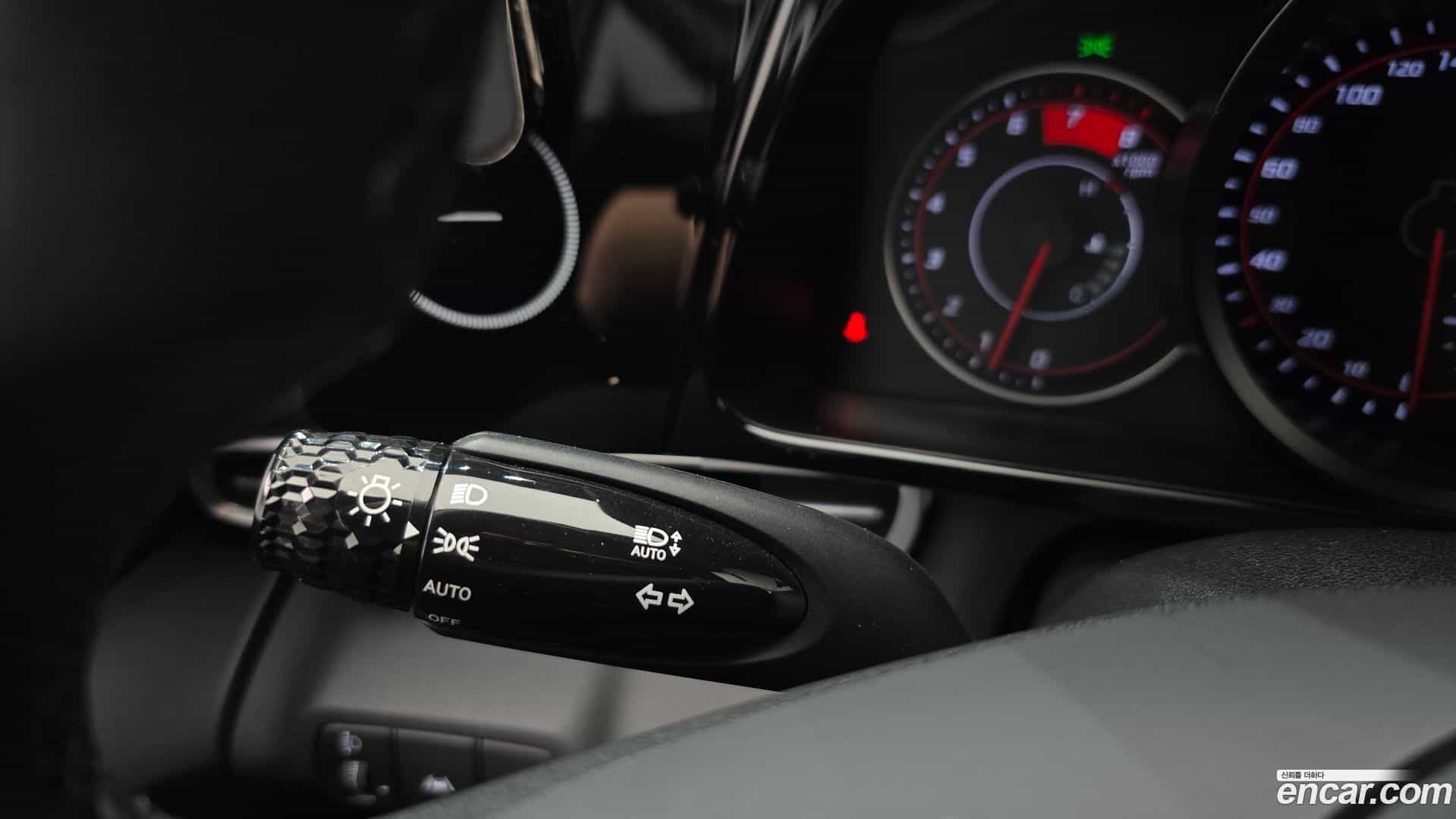 AVANTE Hyundai 2020.6-OPTION-023