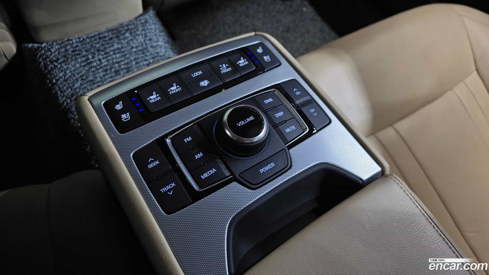 G80 Genesis 2017.2-OPTION-023