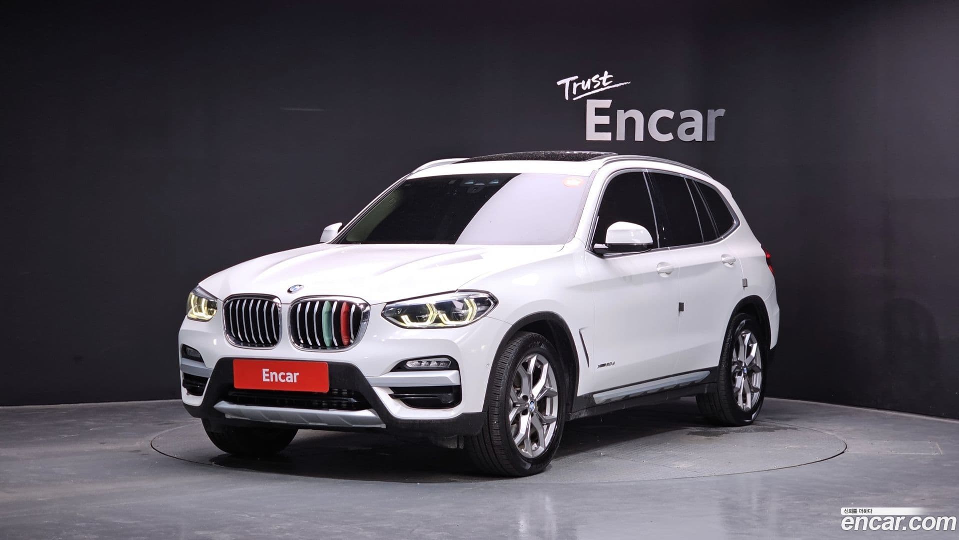 Main__Slider__Photo:X3 BMW 2018.0-0