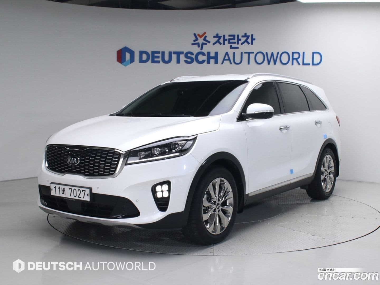 Main__Slider__Photo:Sorento Kia 2017.9-0