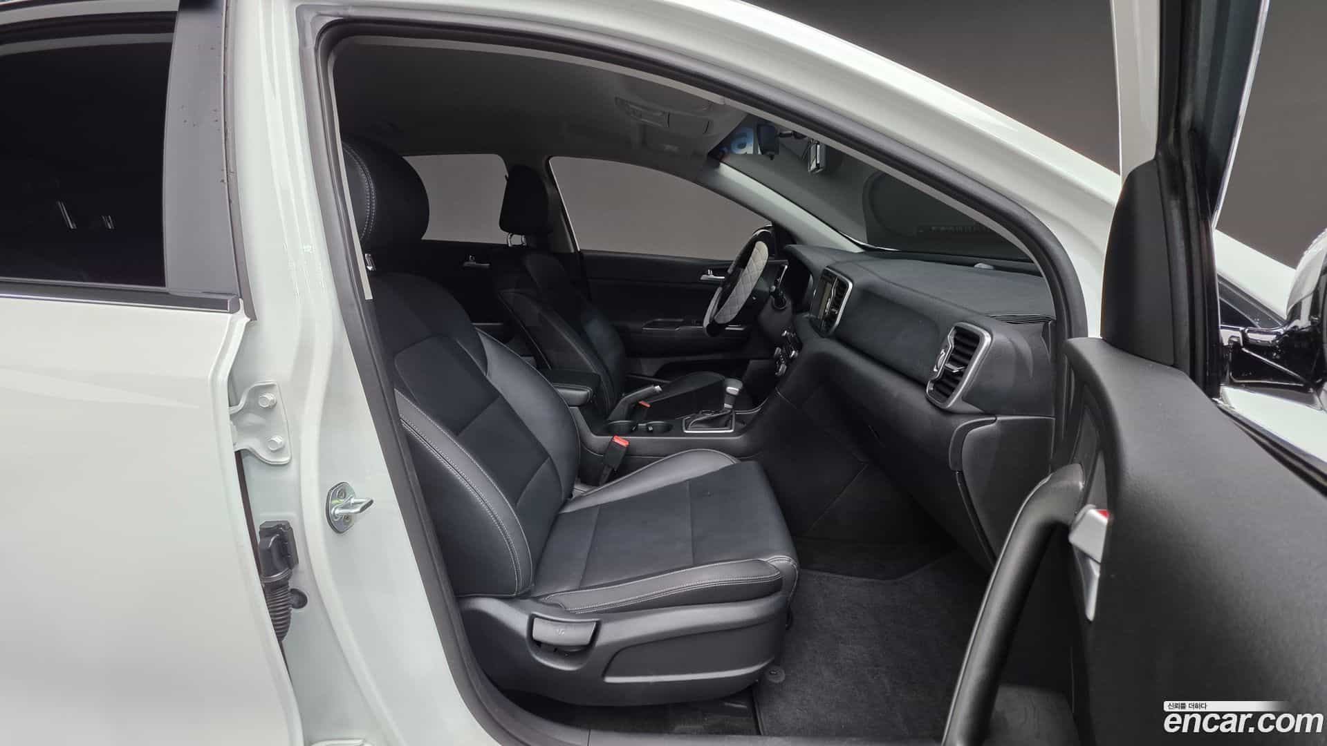 Sportage Kia 2016.10-INNER-010