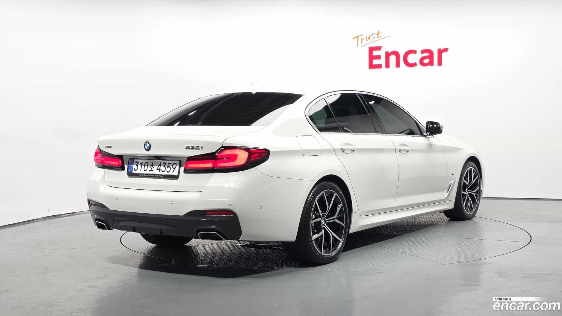 5-Series BMW 2023.2-OUTER-002