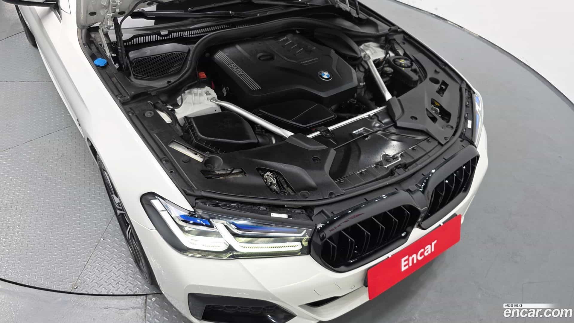 5-Series BMW 2023.2-OUTER-006