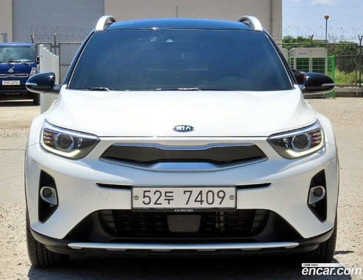 Main__Slider__Photo:Stonic Kia 2018.1-0