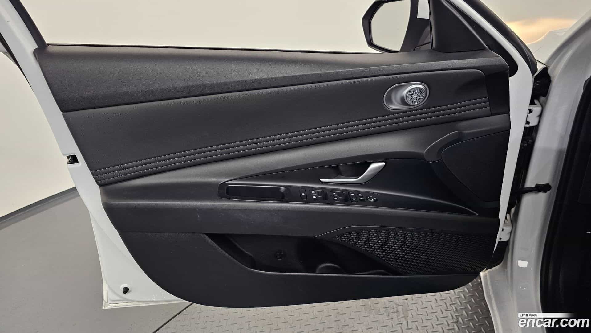 AVANTE Hyundai 2022.8-INNER-034