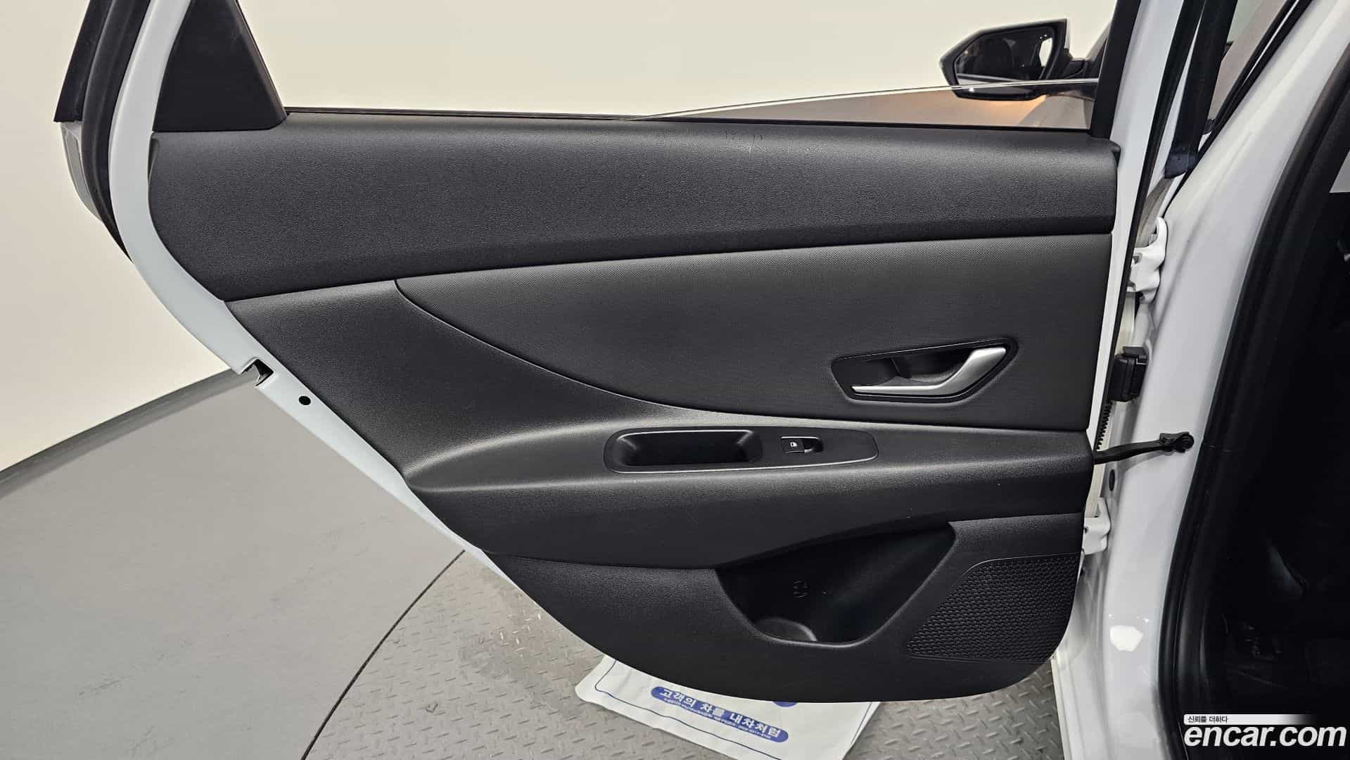 AVANTE Hyundai 2022.8-INNER-035