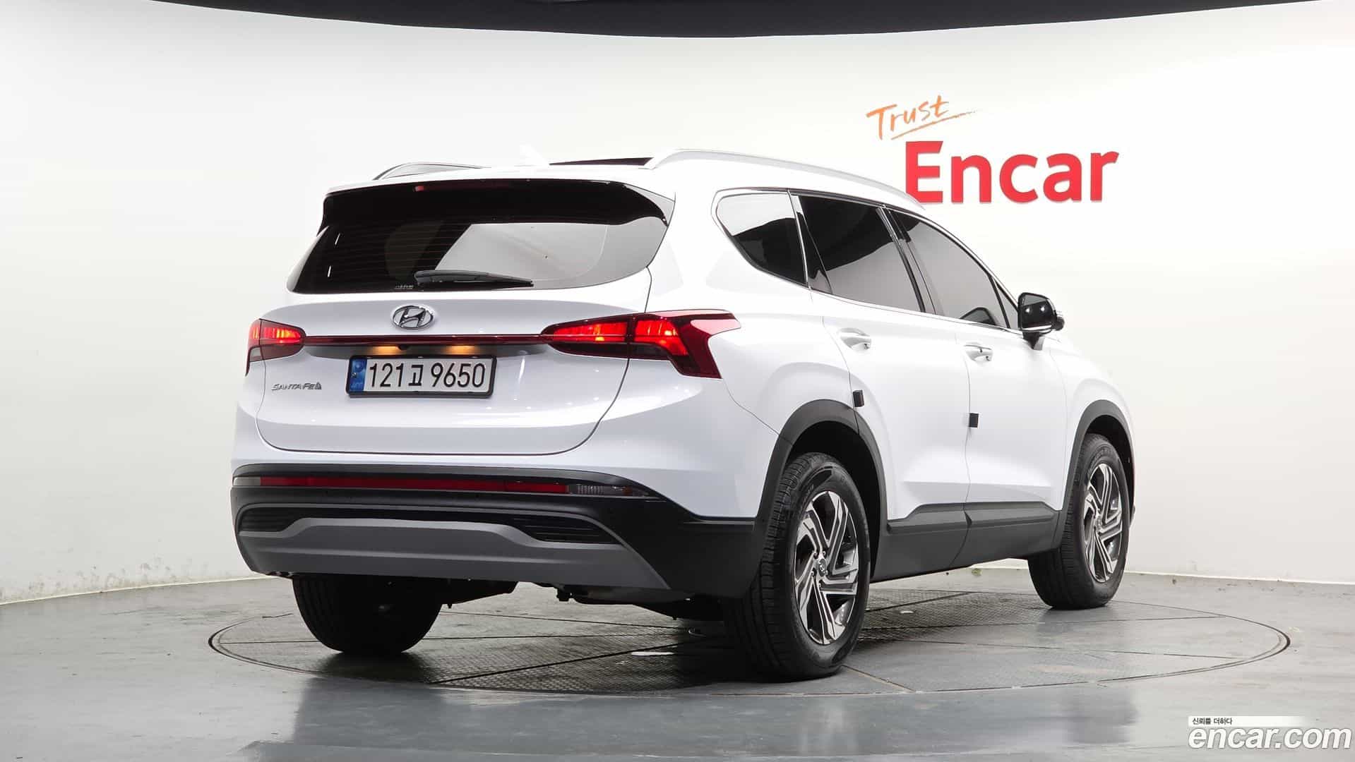 Santafe Hyundai 2022.2-OUTER-002