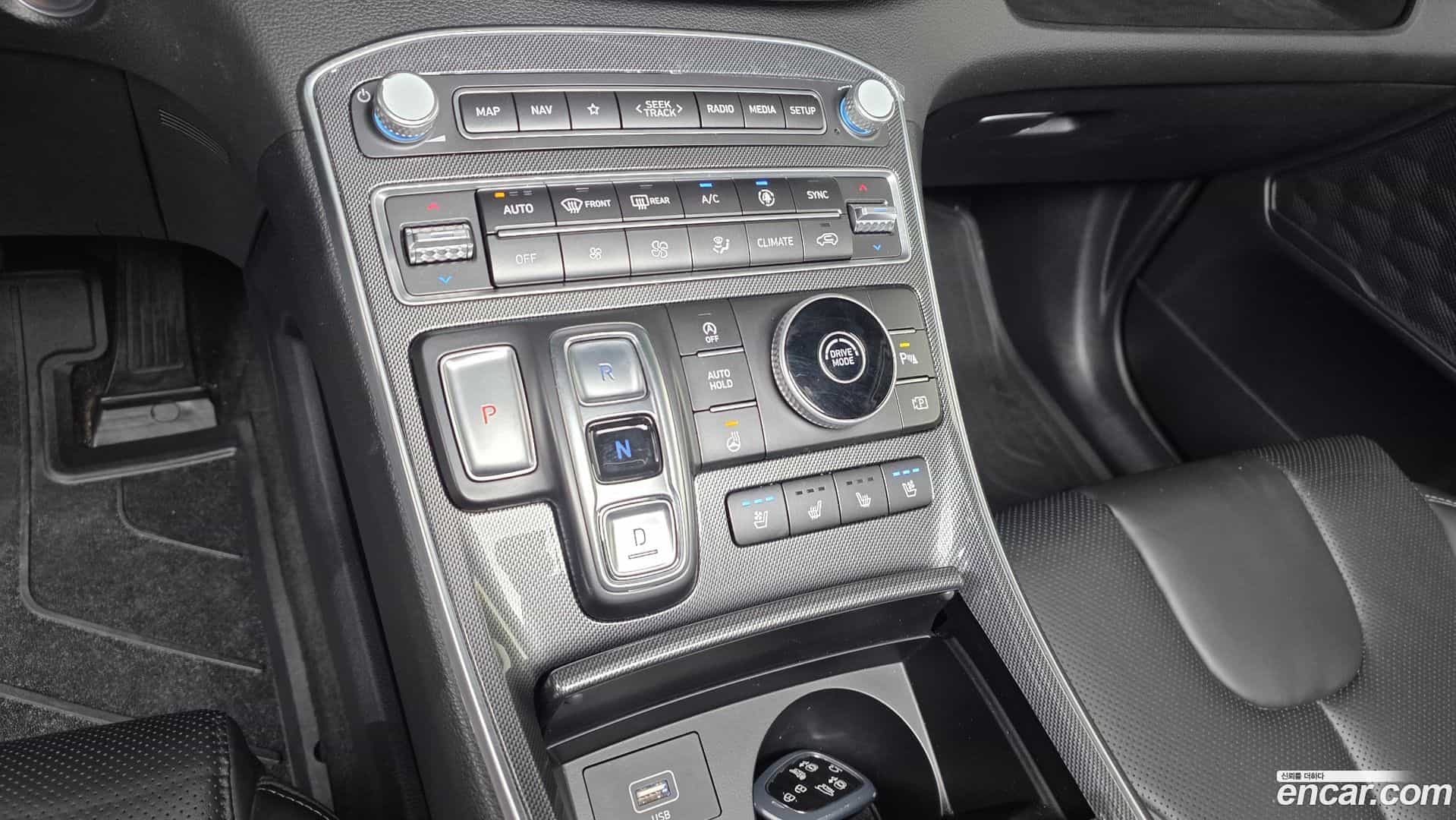 Santafe Hyundai 2022.2-INNER-009