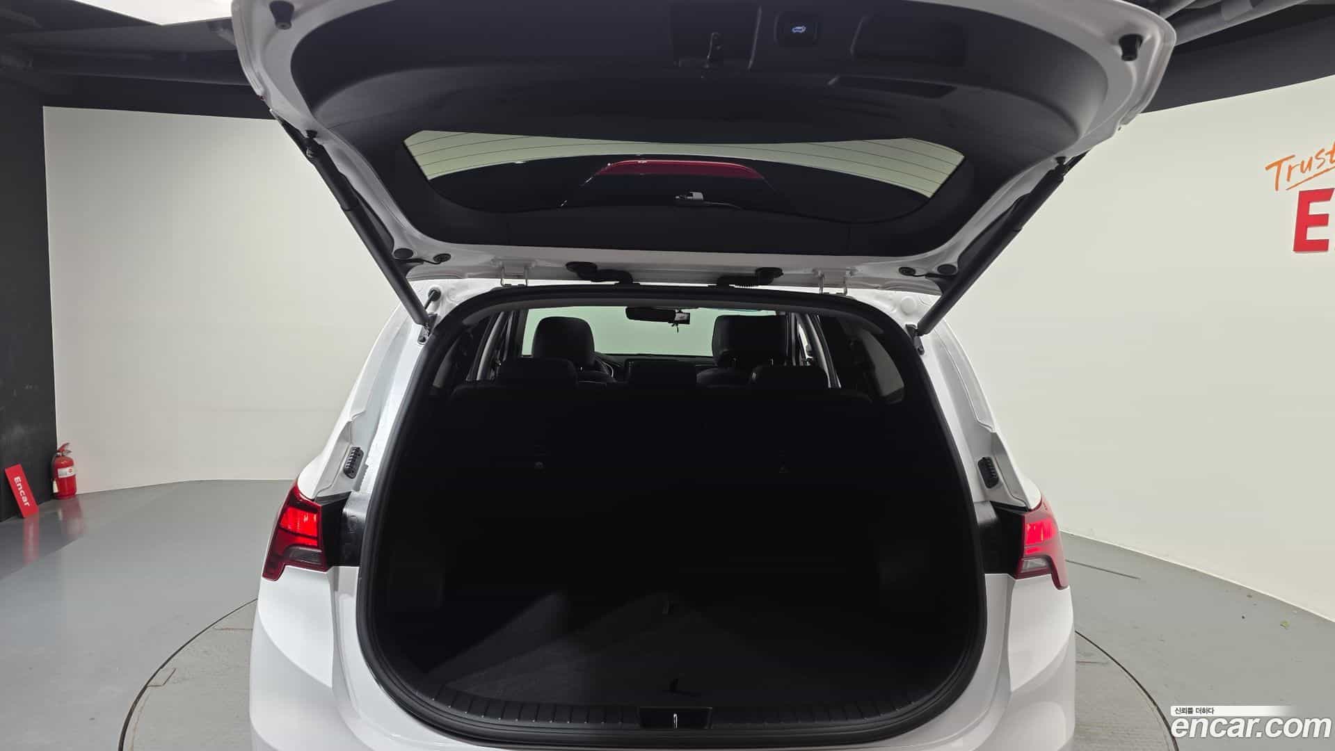 Santafe Hyundai 2022.2-OPTION-024