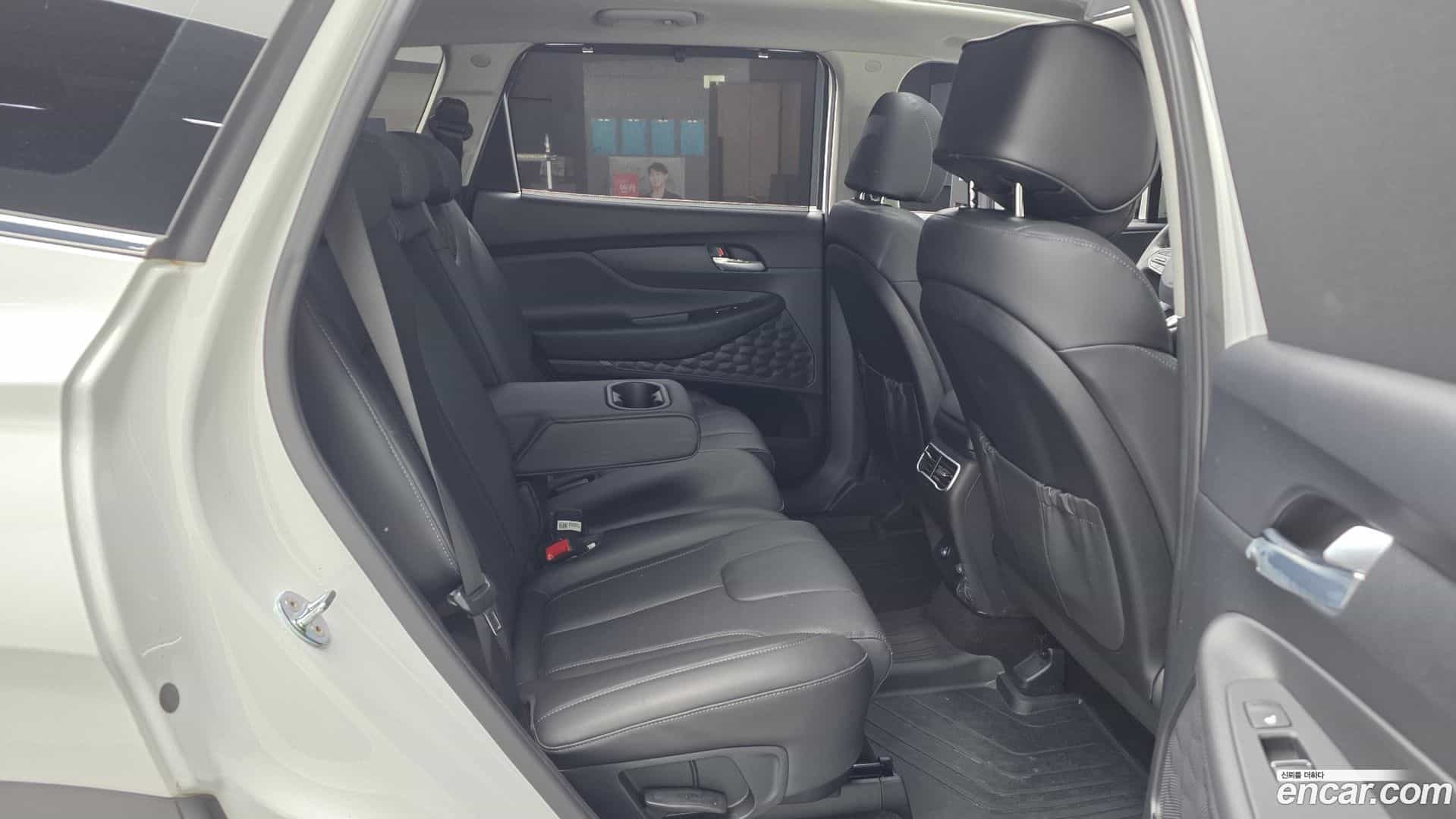 Santafe Hyundai 2022.2-INNER-036