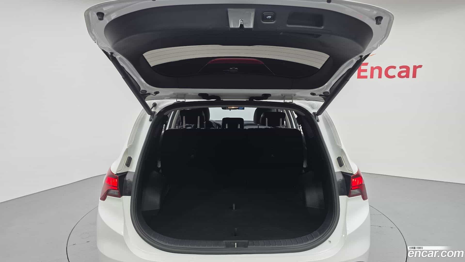 Santafe Hyundai 2021.6-OPTION-024