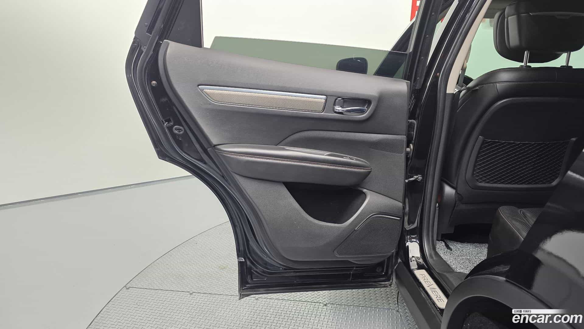QM6 Renault Korea 2019.9-INNER-035