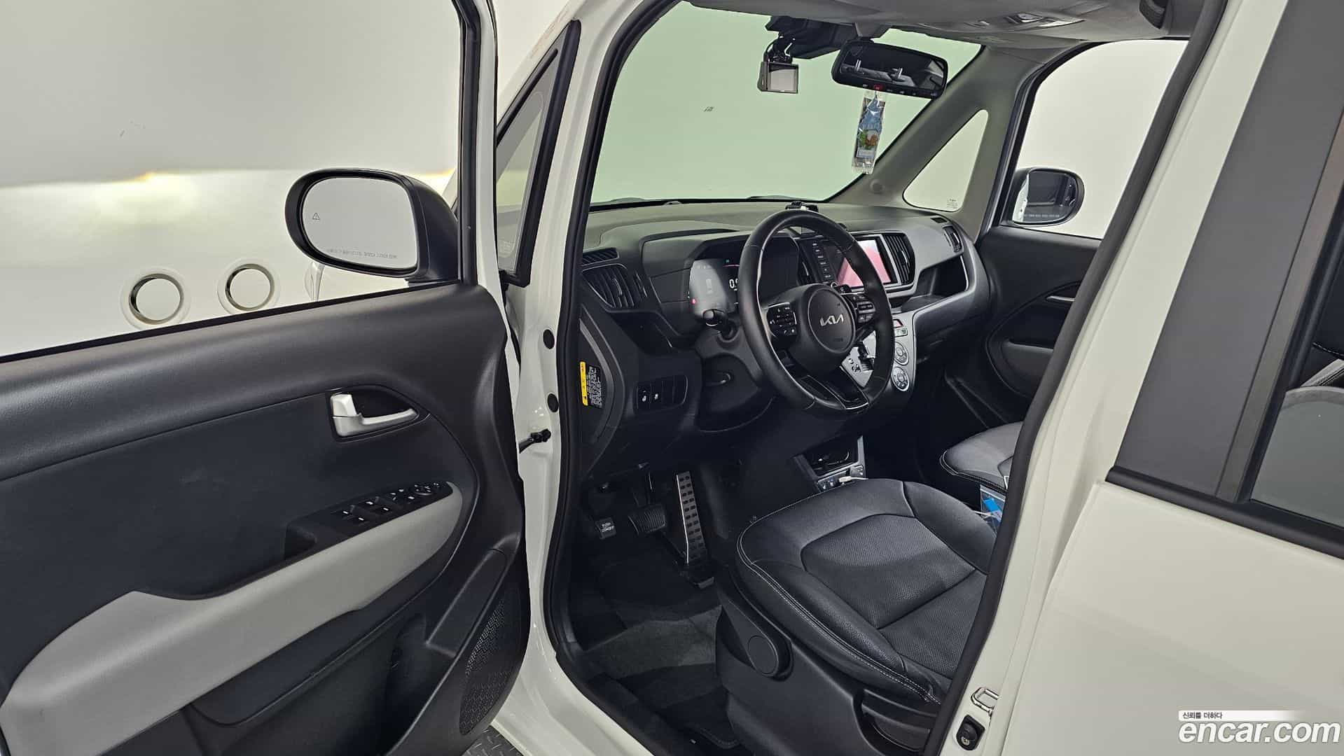 RAY Kia 2022.10-INNER-010