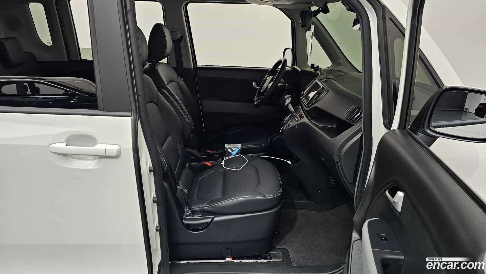 RAY Kia 2022.10-INNER-036