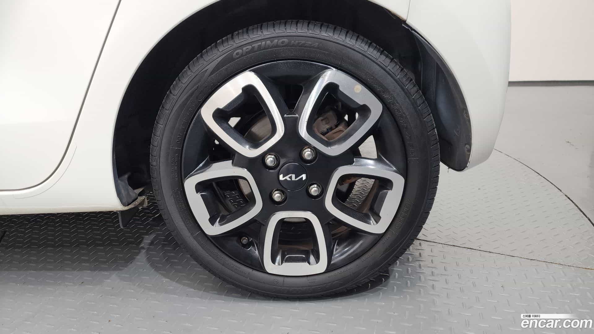 RAY Kia 2022.6-OUTER-031