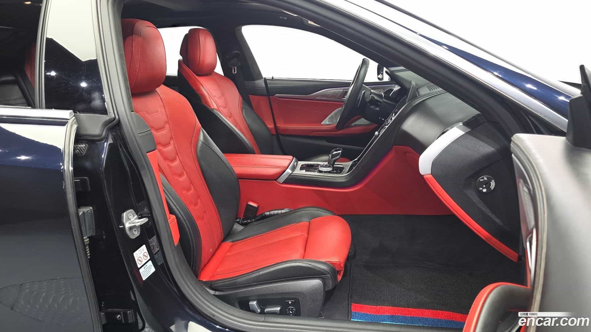 8-Series BMW 2020.3-INNER-036