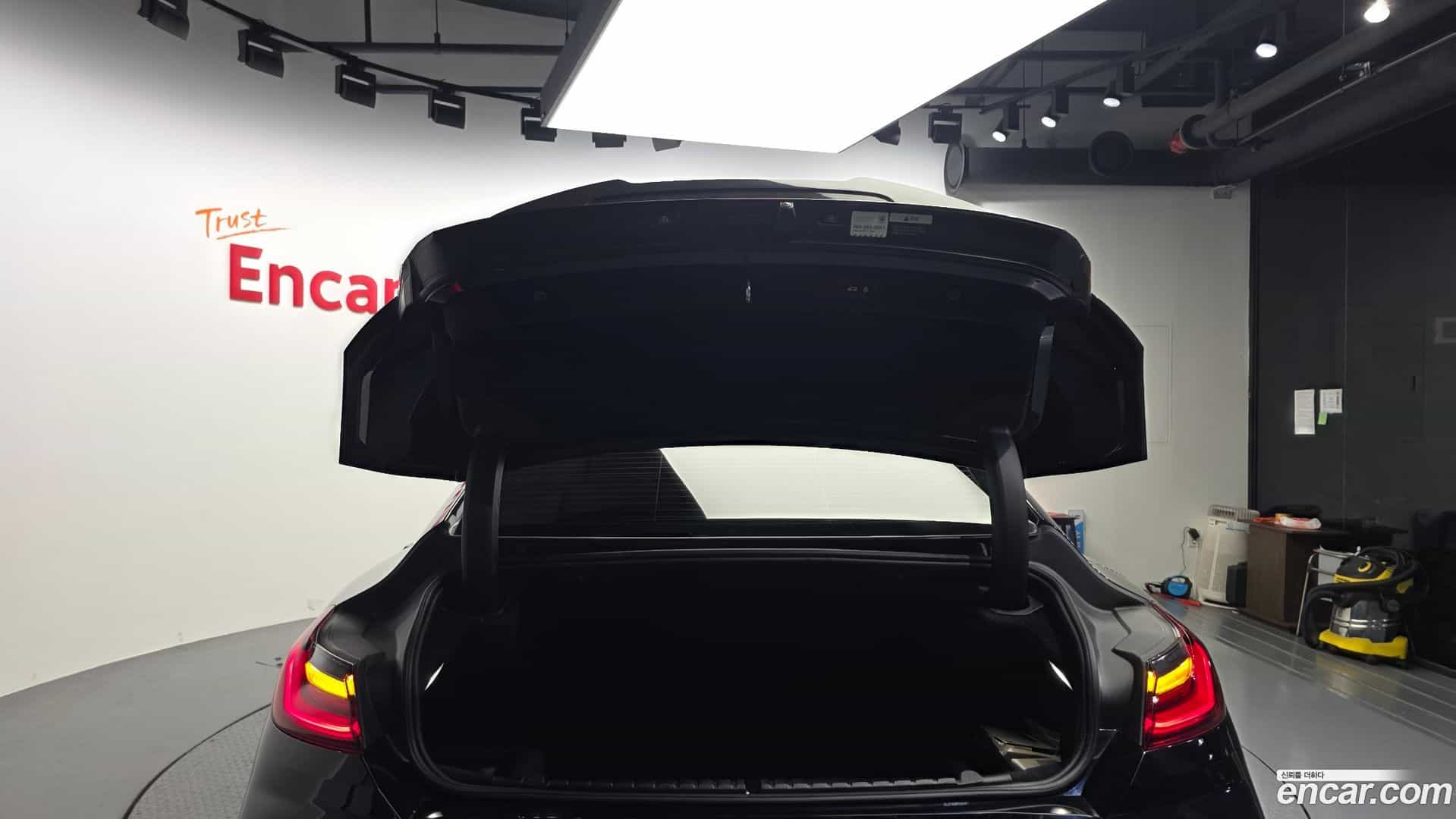 8-Series BMW 2020.3-OPTION-049