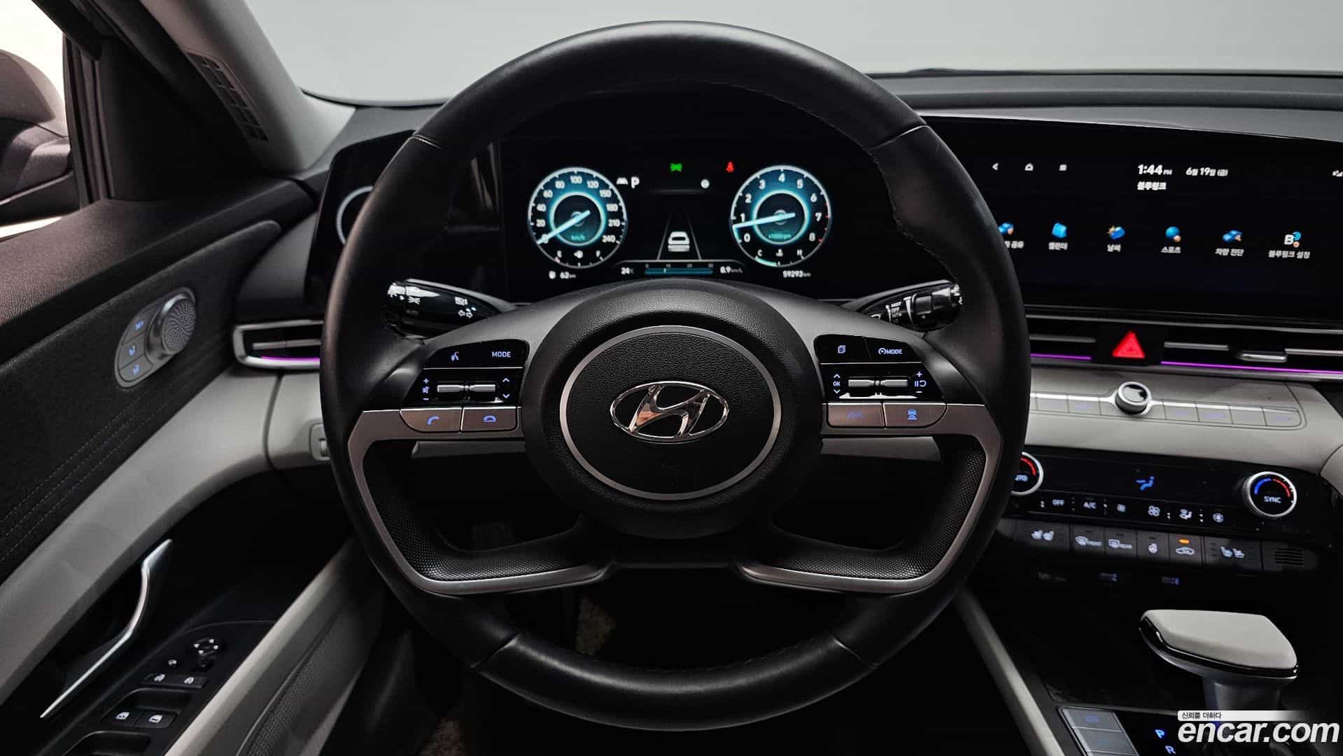 AVANTE Hyundai 2021.1-OPTION-017