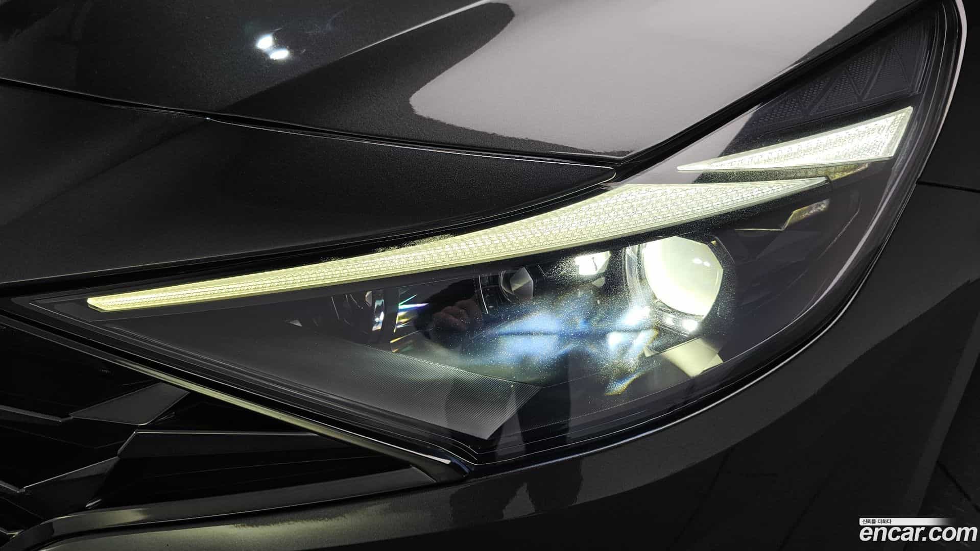 AVANTE Hyundai 2021.1-OUTER-032