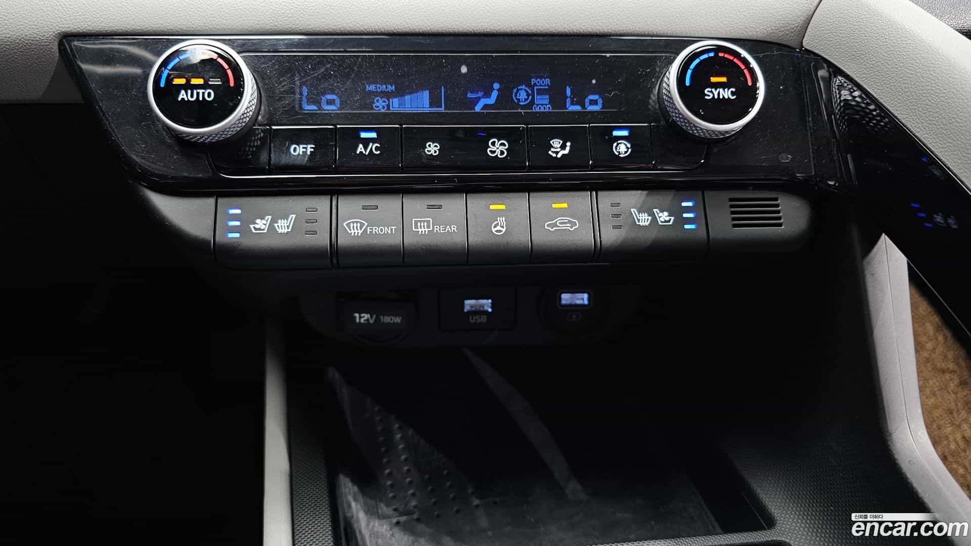 AVANTE Hyundai 2021.1-OPTION-043
