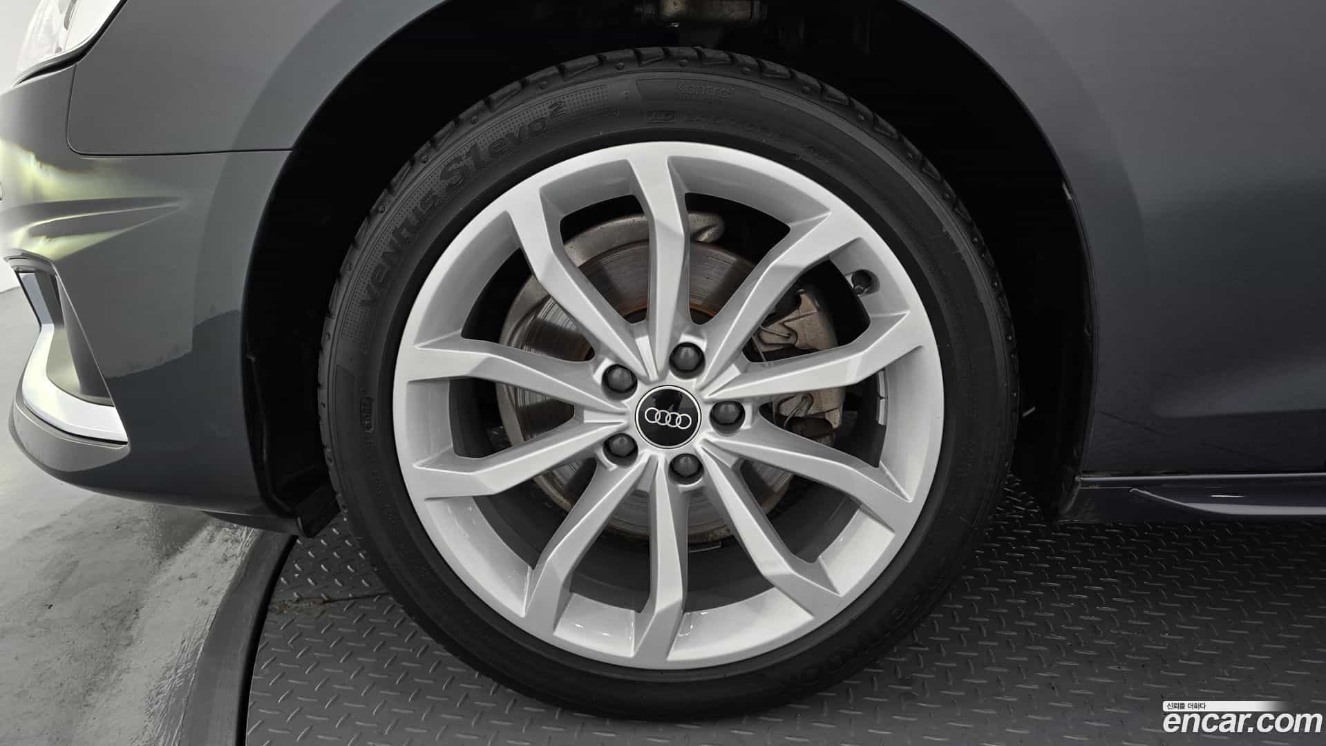 A4 Audi 2023.11-OUTER-005