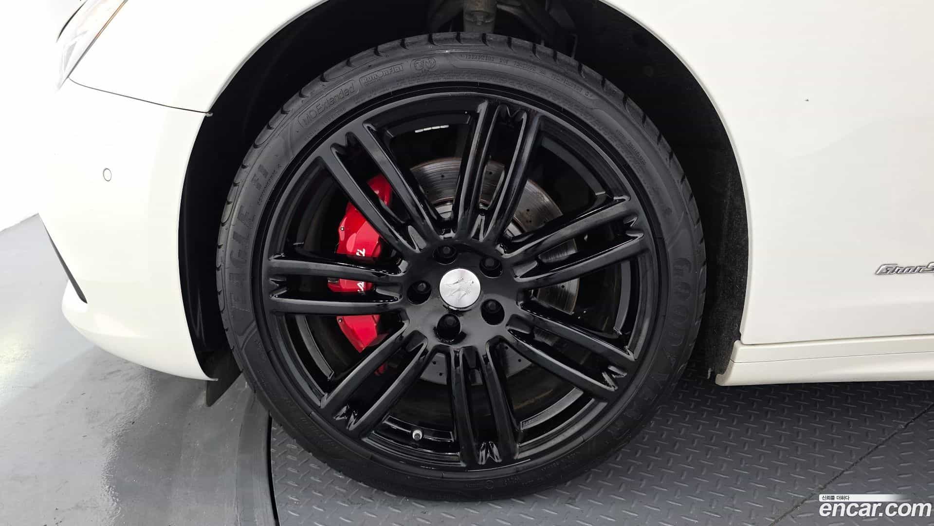Ghibli Maserati 2017.9-OUTER-005
