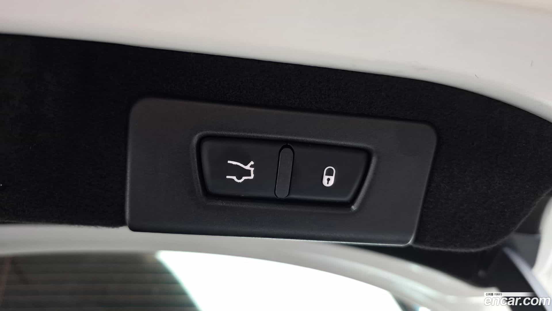Ghibli Maserati 2017.9-OPTION-024