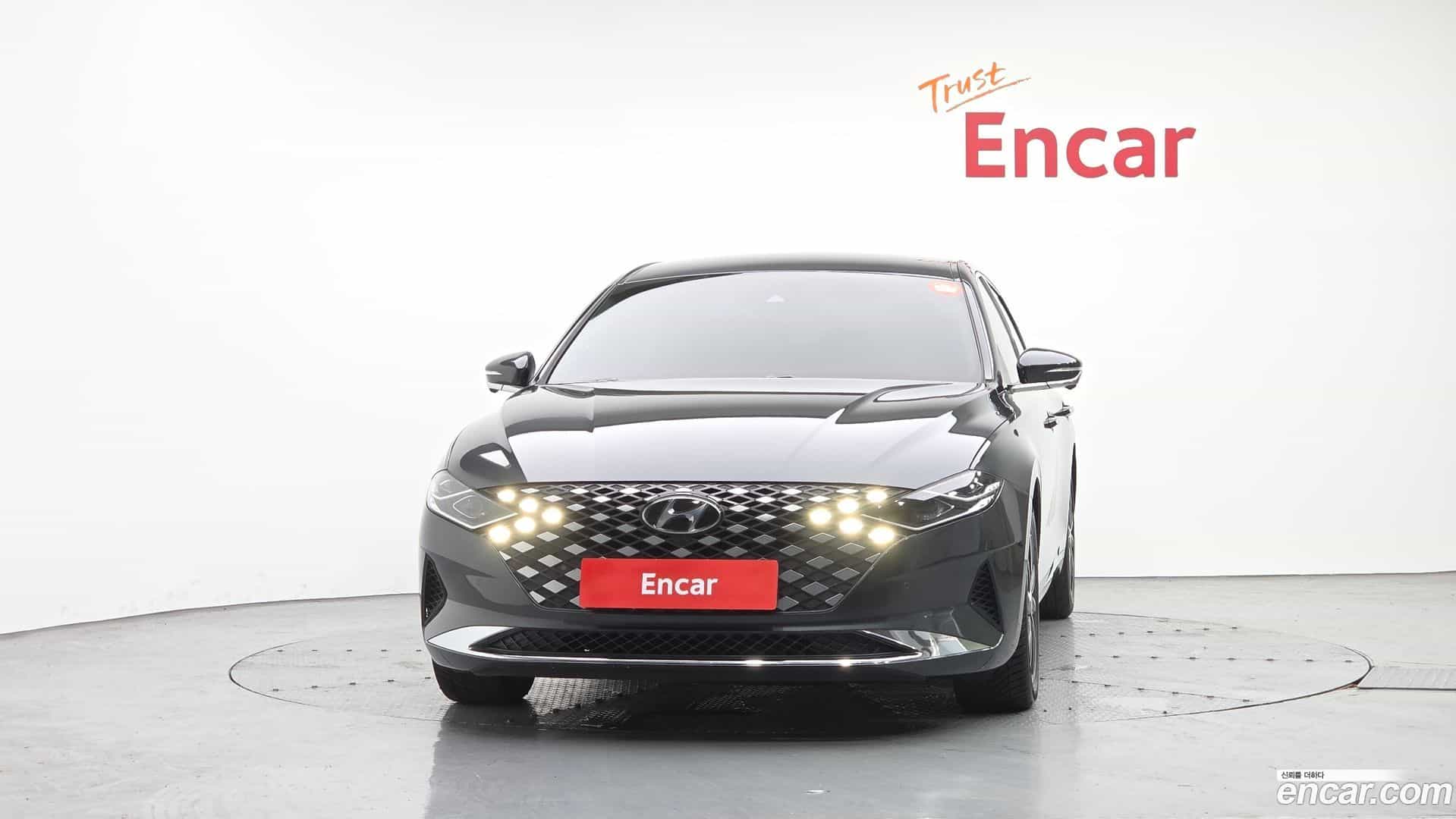 Grandeur Hyundai 2021.11-OUTER-003