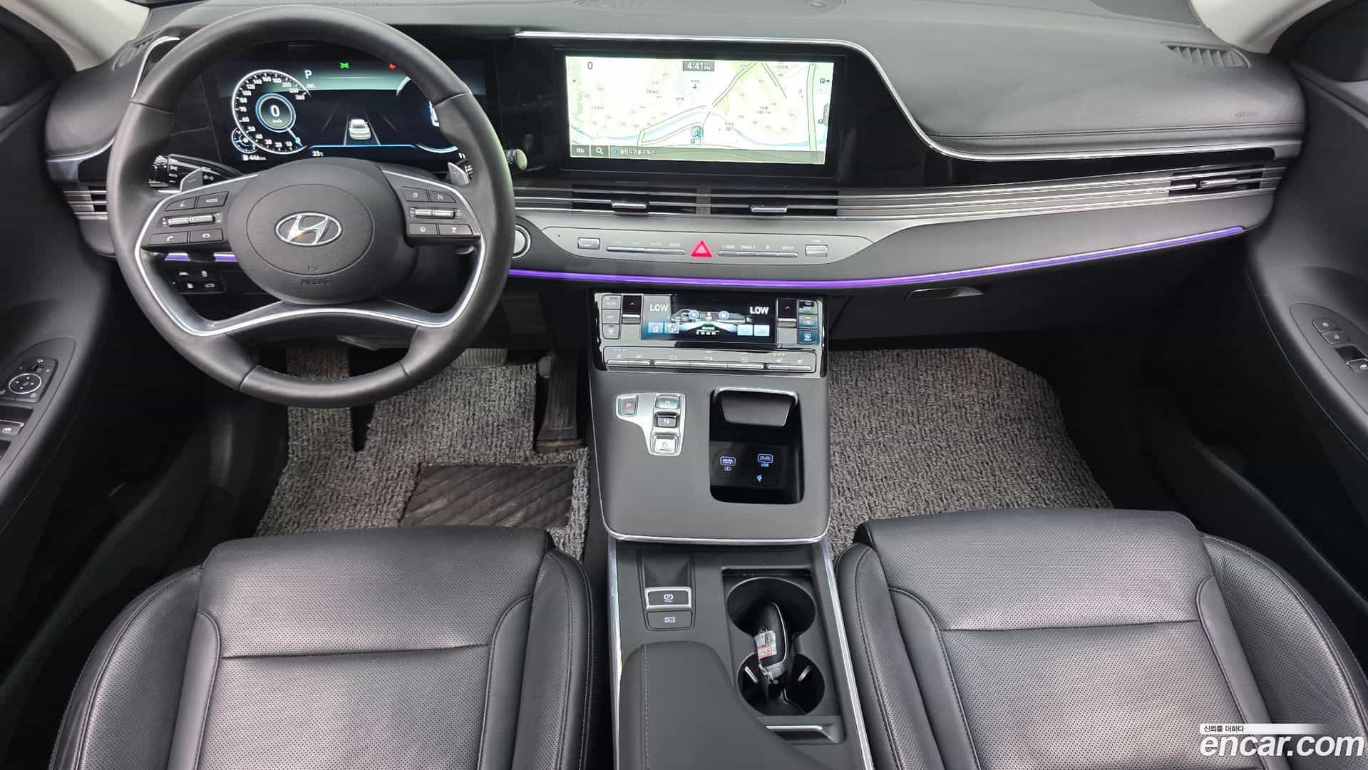 Grandeur Hyundai 2021.11-INNER-007