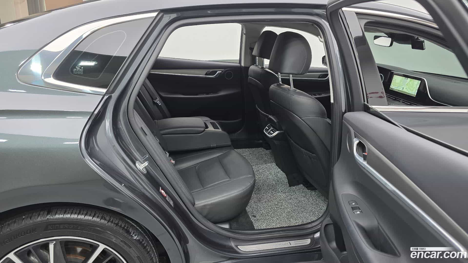 Grandeur Hyundai 2021.11-OPTION-015