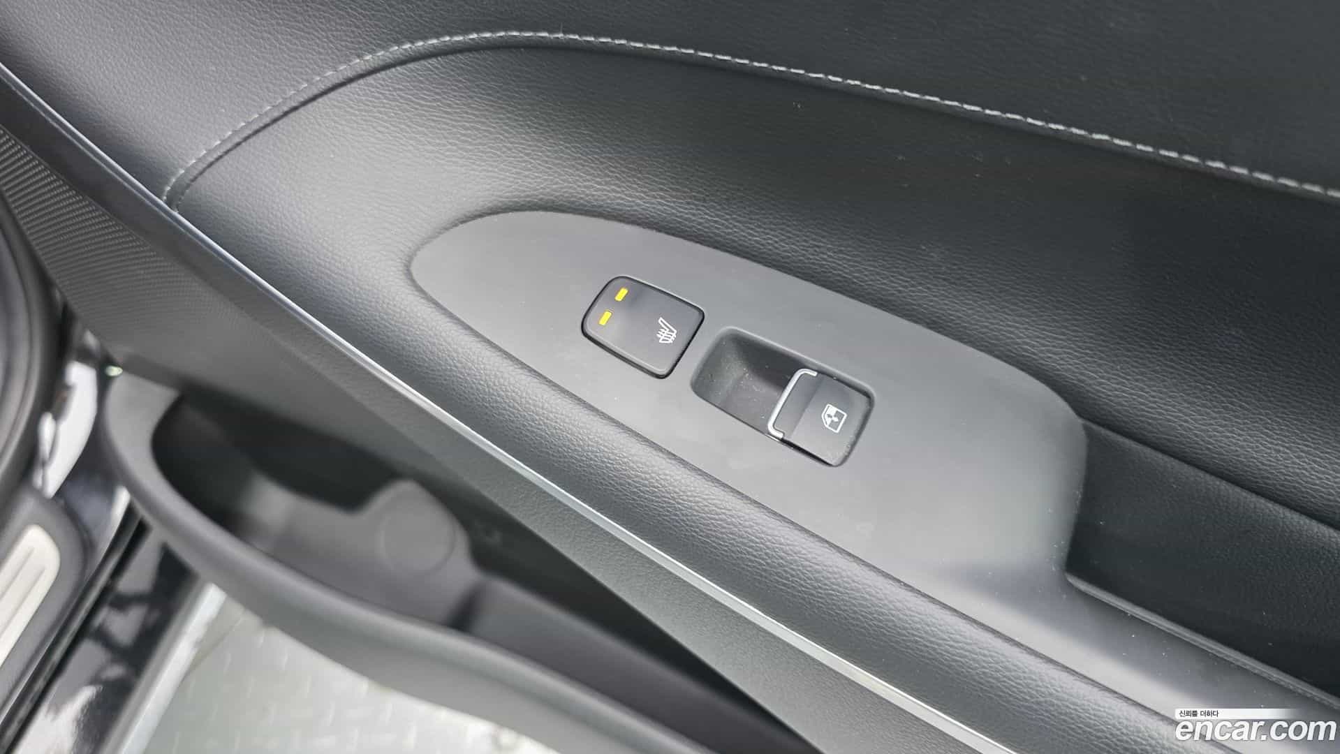 Grandeur Hyundai 2021.4-OPTION-023