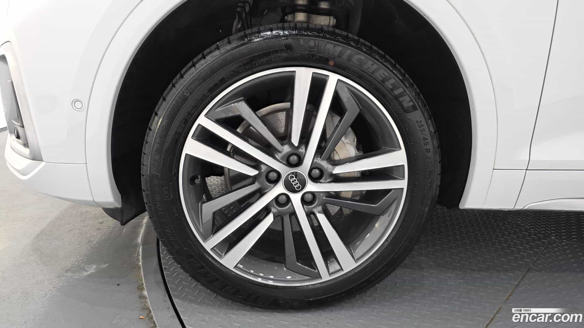 Q5 Audi 2023.1-OUTER-005