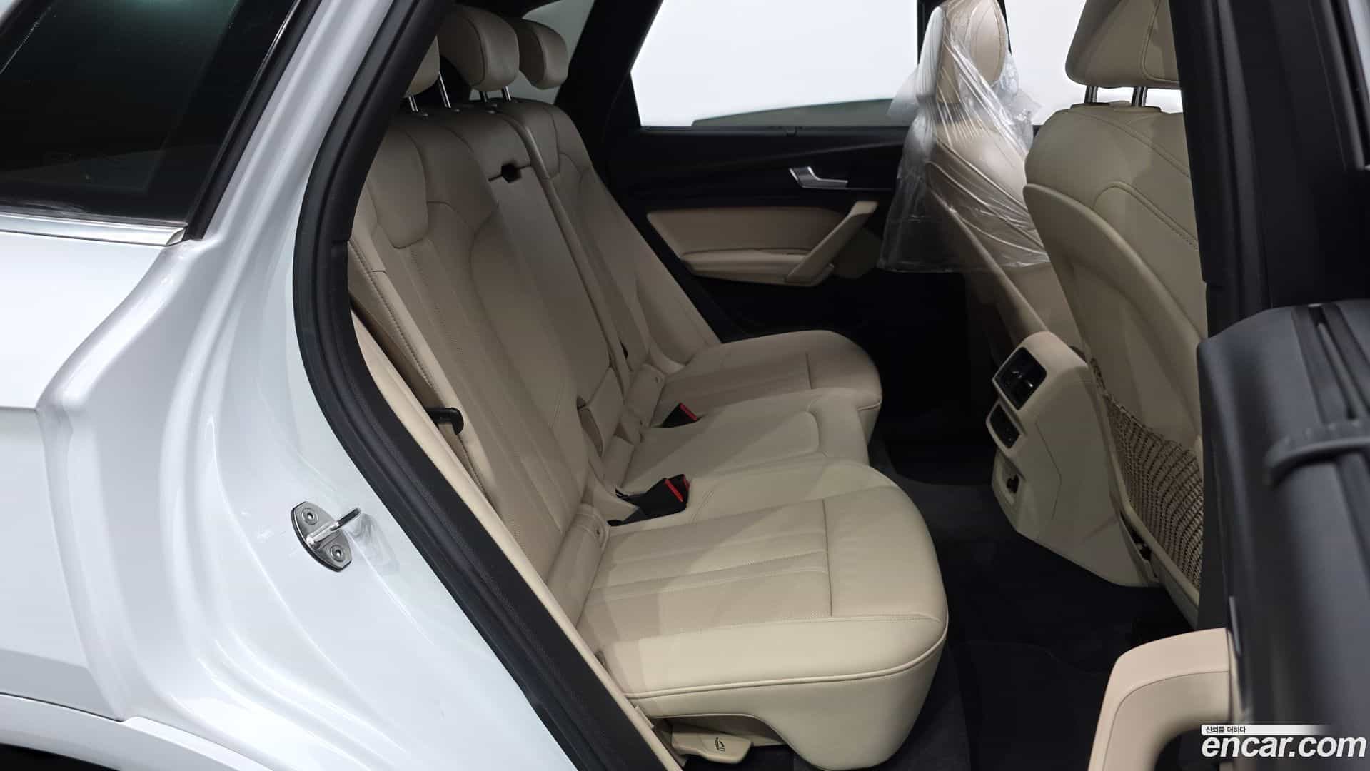 Q5 Audi 2023.1-OPTION-016