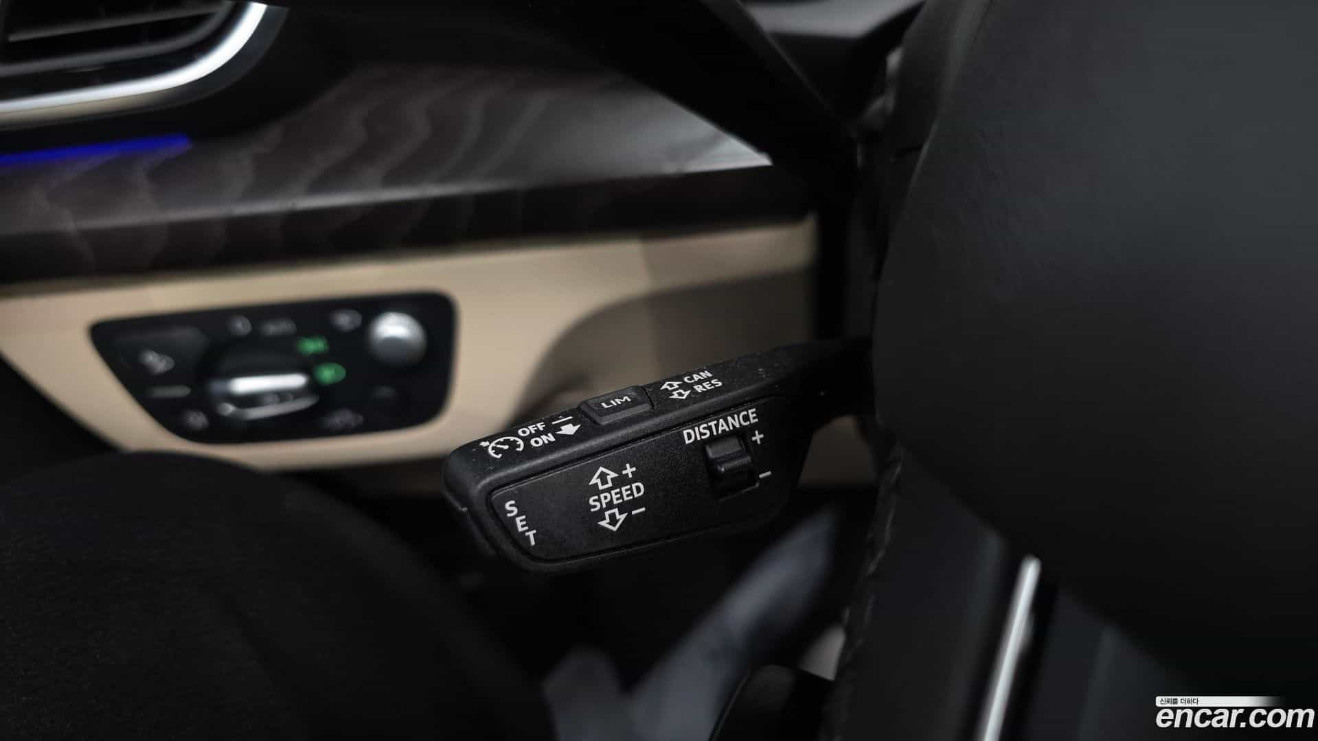 Q5 Audi 2023.1-OPTION-048