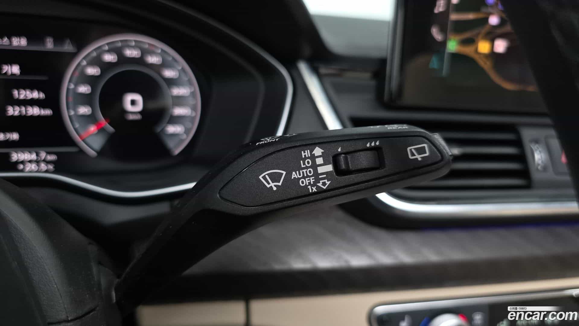 Q5 Audi 2023.1-OPTION-051